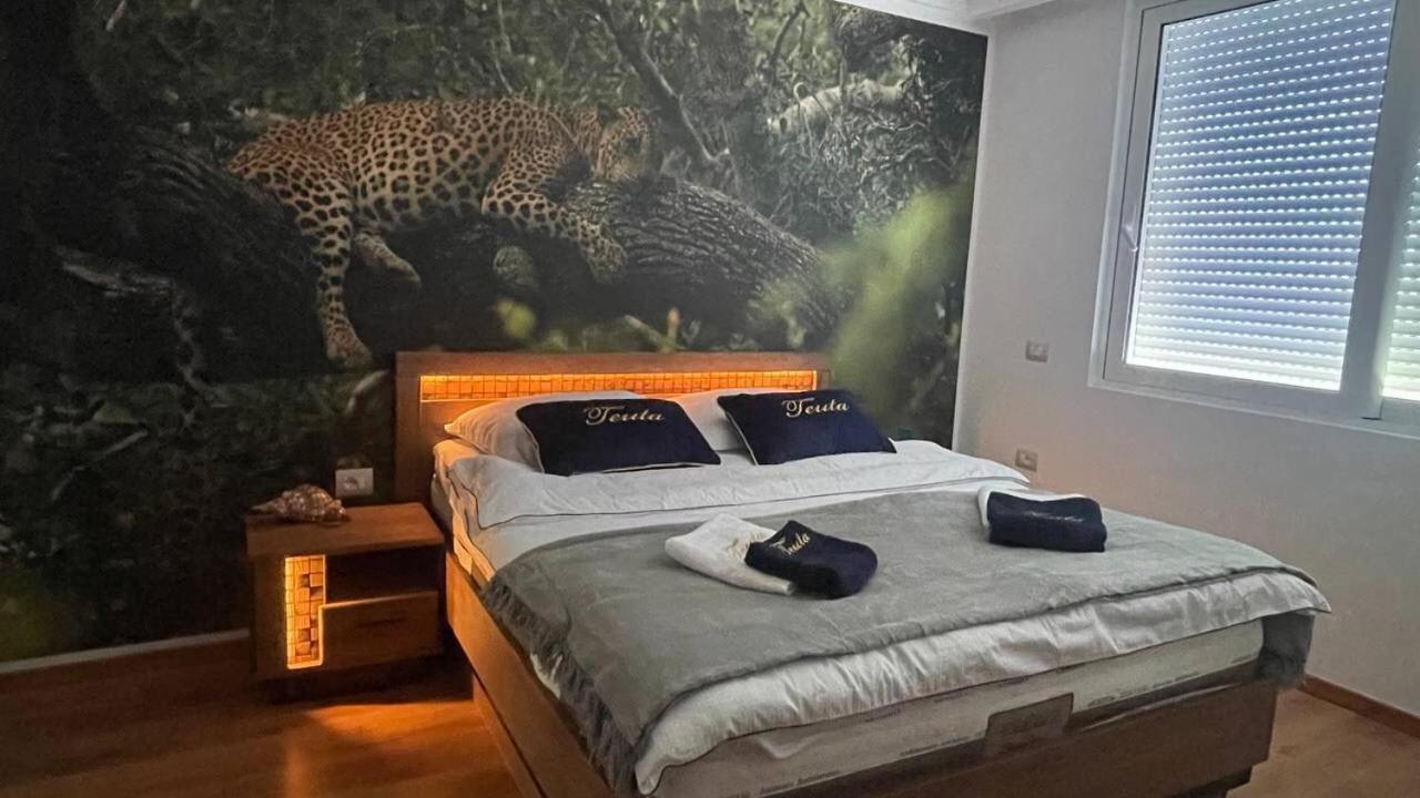 Teuta- Luxury Penthouse 200M2 Apartment Sarande Bagian luar foto