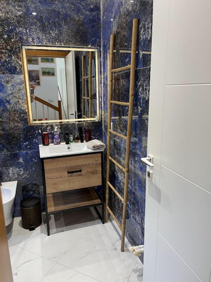 Teuta- Luxury Penthouse 200M2 Apartment Sarande Bagian luar foto
