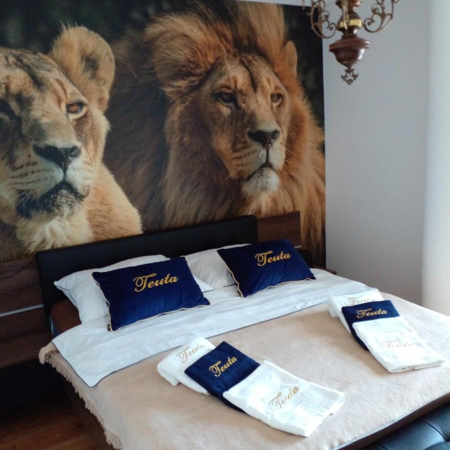 Teuta- Luxury Penthouse 200M2 Apartment Sarande Bagian luar foto