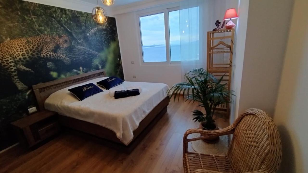 Teuta- Luxury Penthouse 200M2 Apartment Sarande Bagian luar foto